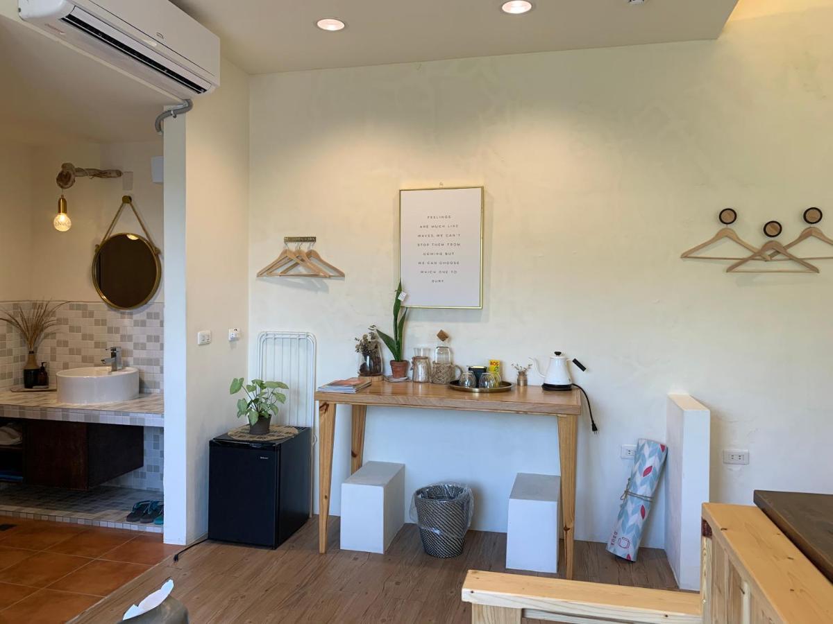 W24墾丁民宿墾丁大街一館bnb Екстериор снимка